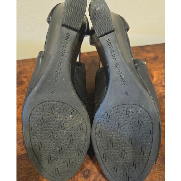 Adrienne Vittadini Black Leather Wedge Sandals Size 8 - Gently Used - Picture 5 of 7